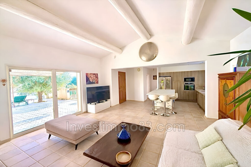 vente maison – NR pièces – 3 chambres