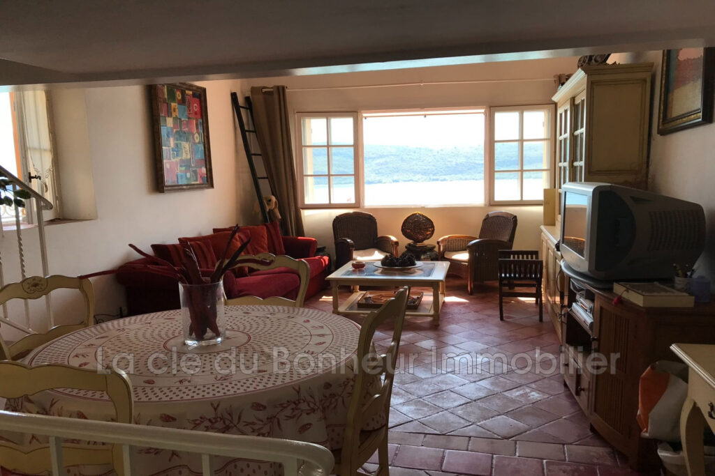 vente maison de village 3 Pièce(s) – 3 pièces – 2 chambres – 85.00 m²