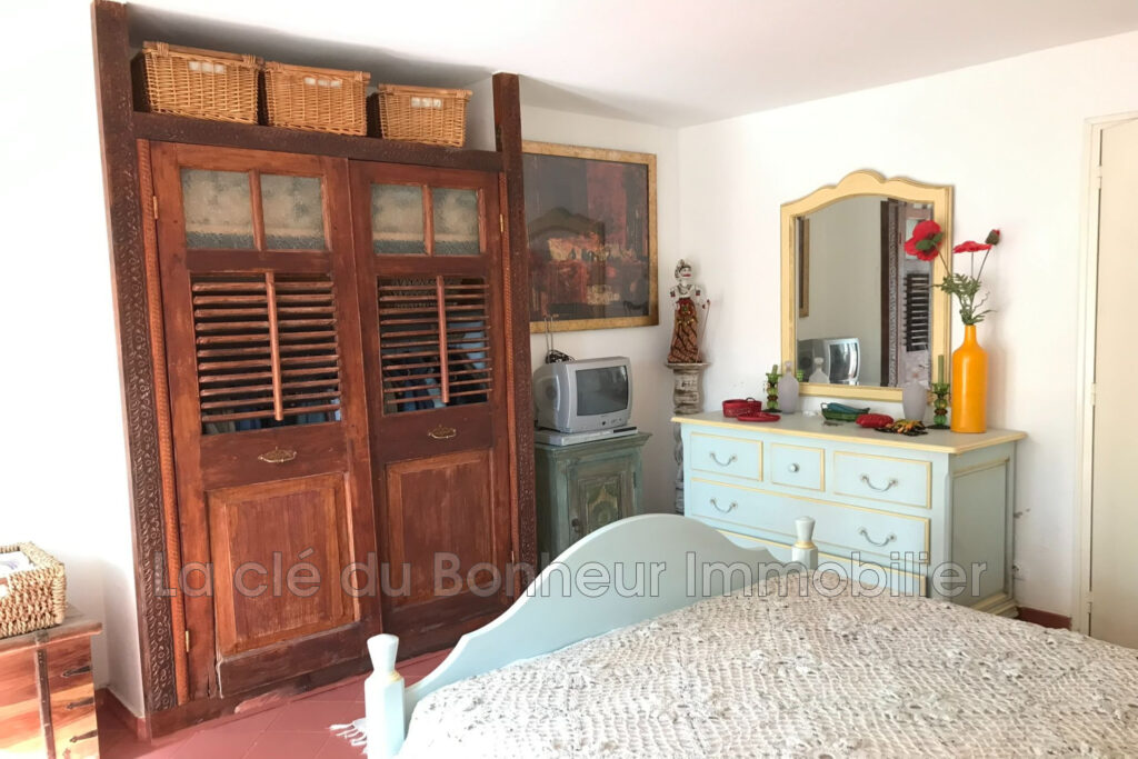 vente maison de village 3 Pièce(s) – 3 pièces – 2 chambres – 85.00 m²