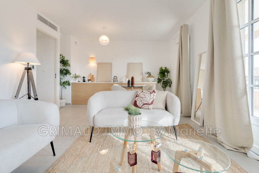 Appartement à vendre à Grimaud