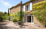 Mas Provençal en Pierre avec Piscine à Gordes ? Location Saiso – NR pièces – 4 chambres