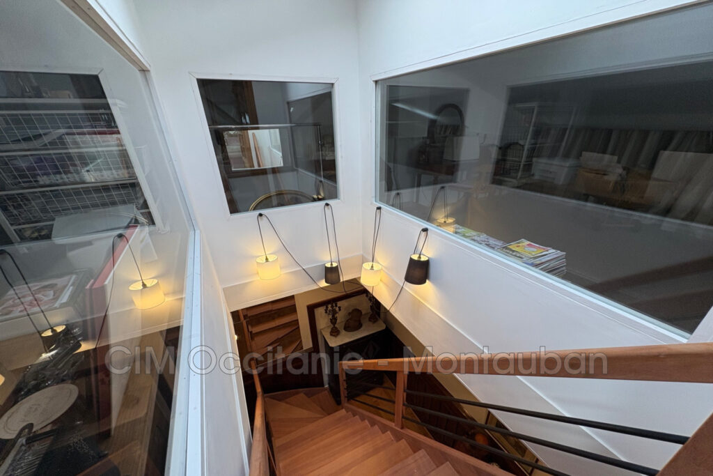 vente maison – NR pièces – 2 chambres – 138.00 m²