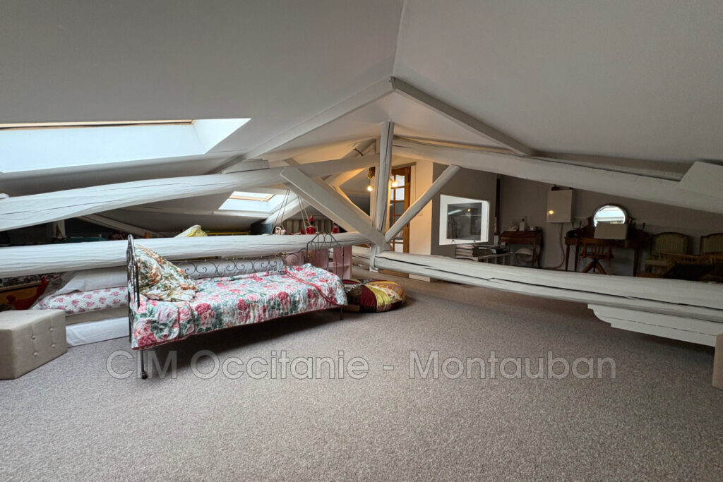 vente maison – NR pièces – 2 chambres – 138.00 m²