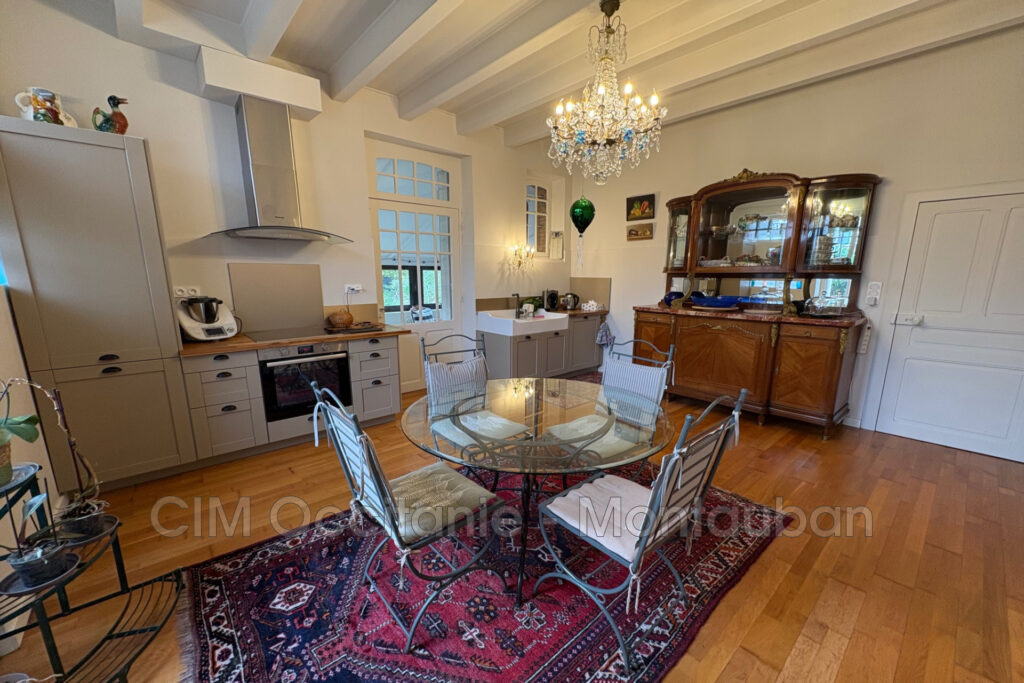 vente maison – NR pièces – 2 chambres – 138.00 m²