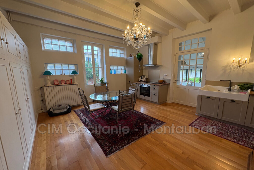 vente maison – NR pièces – 2 chambres – 138.00 m²