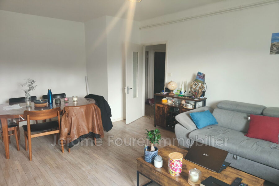 Appartement à vendre à Montaignac-sur-doustre