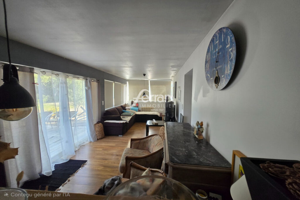 A vendre à Ampus villa + T2 sur un terrain de 2000m² avec pisc – 4 pièces – 3 chambres – 130.00 m²