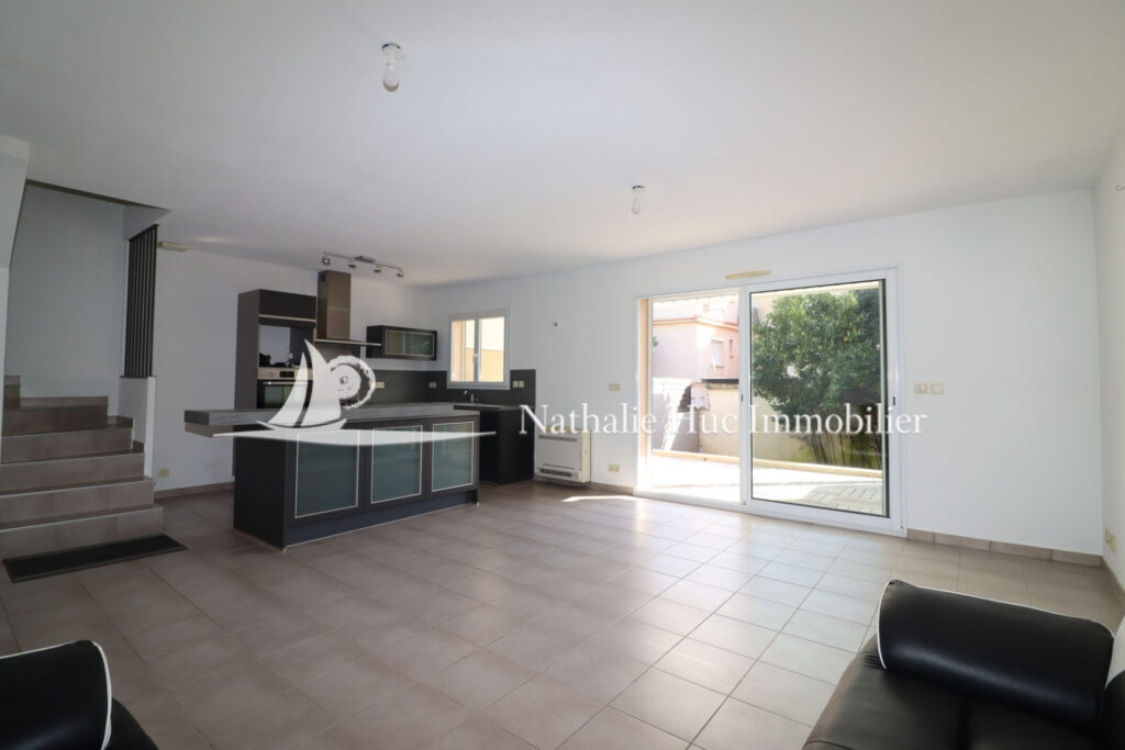 vente maison 4 Pièce(s) – 4 pièces – 3 chambres – 92.42 m²