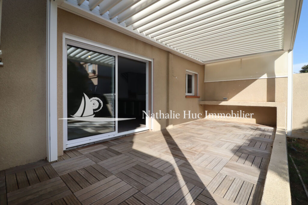 vente maison 4 Pièce(s) – 4 pièces – 3 chambres – 92.42 m²