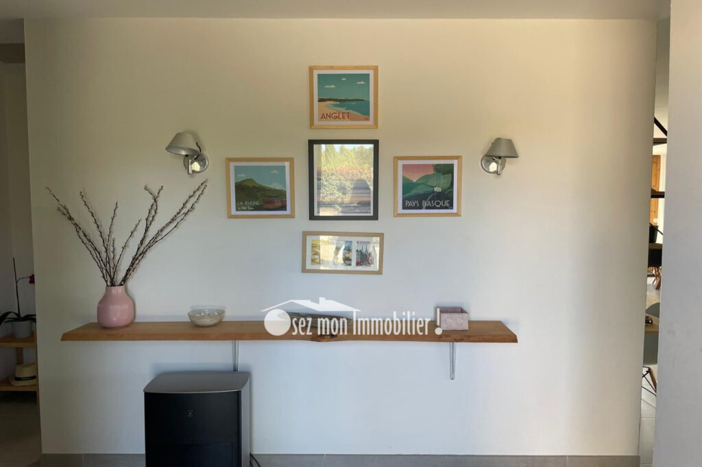 vente maison contemporaine 6 Pièce(s) – 6 pièces – 5 chambres – 175.00 m²