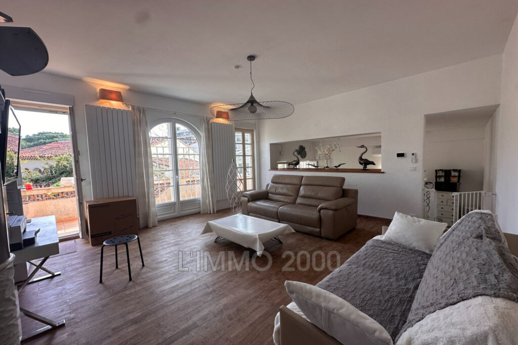 vente maison de ville 3 Pièce(s) – 3 pièces – 2 chambres – 72.00 m²