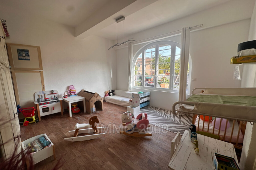 vente maison de ville 3 Pièce(s) – 3 pièces – 2 chambres – 72.00 m²