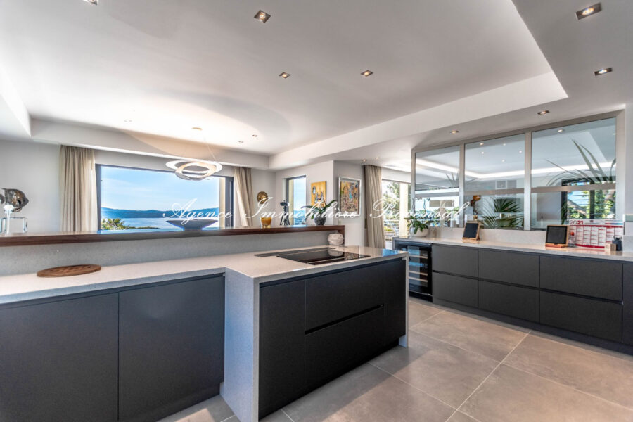 Maison à vendre à Sainte-maxime
