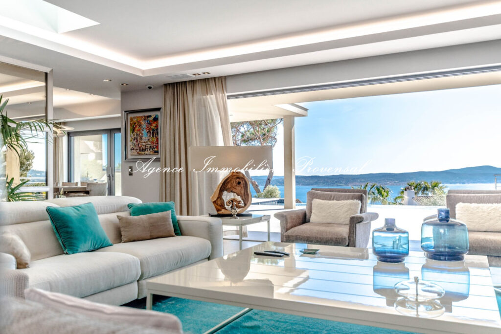 vente villa contemporaine 7 Pièce(s) – 7 pièces – 3 chambres – 313.00 m²