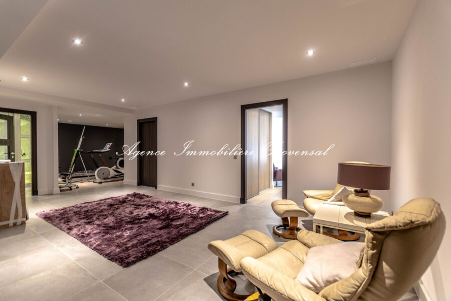 Maison à vendre à Sainte-maxime