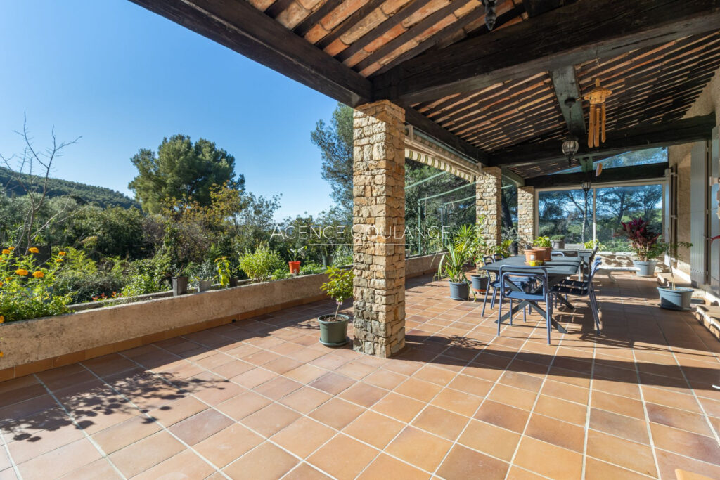 vente maison de caractère 5 Pièce(s) – 5 pièces – 4 chambres – 276.00 m²