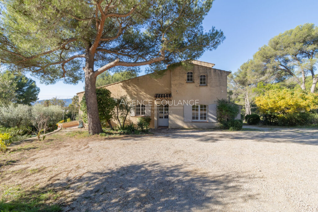 vente maison de caractère 5 Pièce(s) – 5 pièces – 4 chambres – 276.00 m²