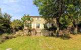 Mas Provençal de Charme avec Piscine ? Vue sur les Collines du – NR pièces – 4 chambres – 190.00 m²