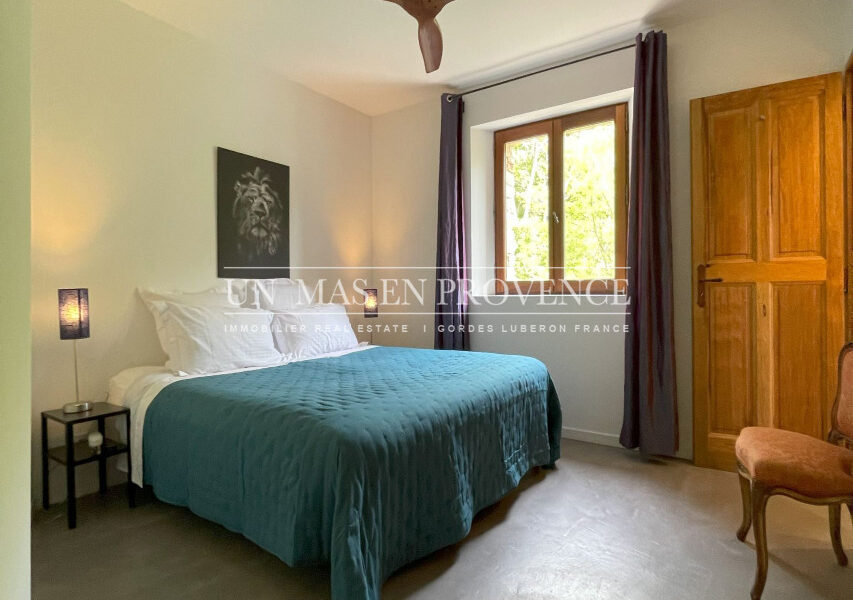 Maison à louer à Gordes