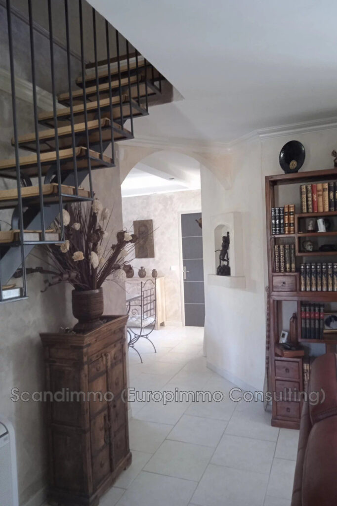 vente maison 6 Pièce(s) – 6 pièces – 3 chambres – 160.00 m²