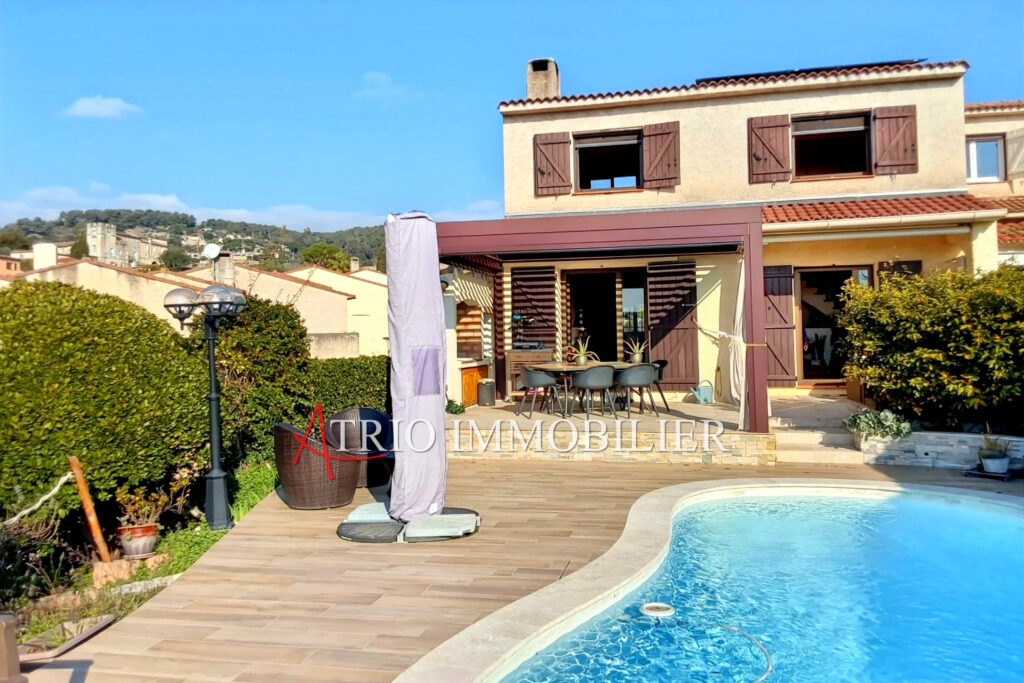 vente maison 4 Pièce(s) – 4 pièces – 3 chambres – 130.00 m²