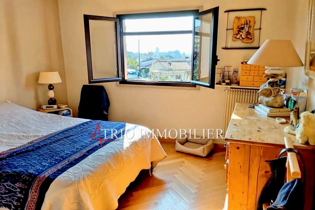 vente maison 4 Pièce(s) – 4 pièces – 3 chambres – 130.00 m²