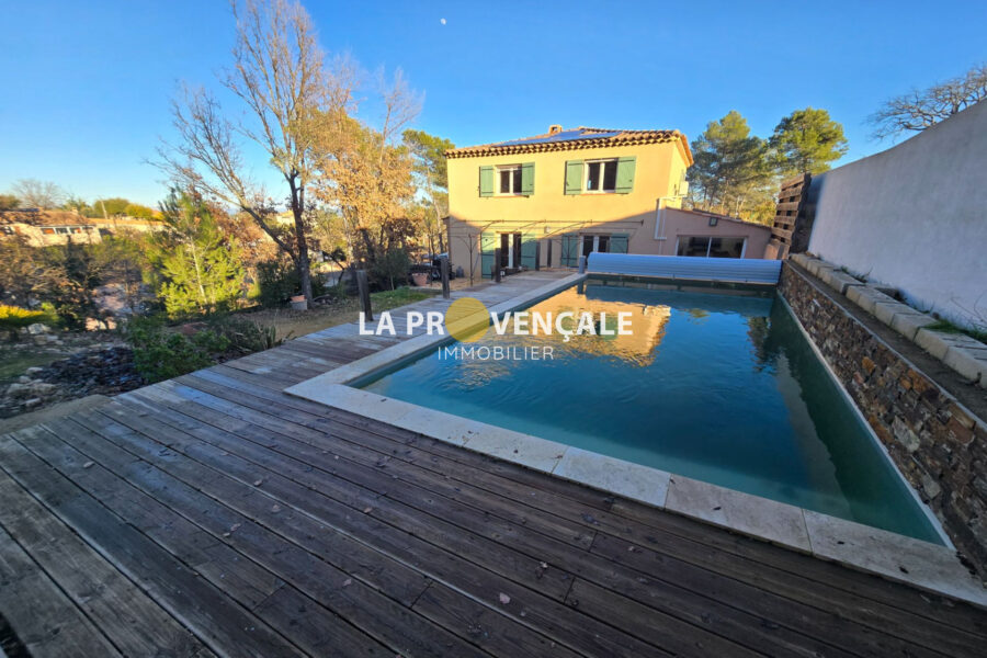 Maison à vendre à Saint-maximin-la-sainte-baume