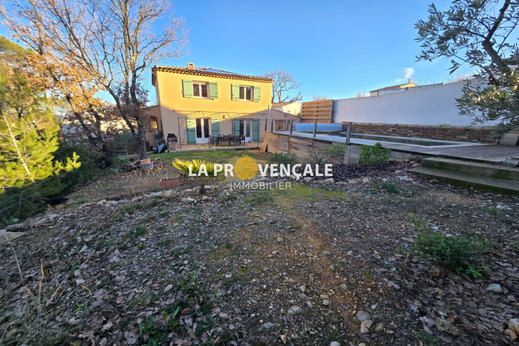 vente maison 6 Pièce(s) – 6 pièces – 5 chambres – 145.00 m²