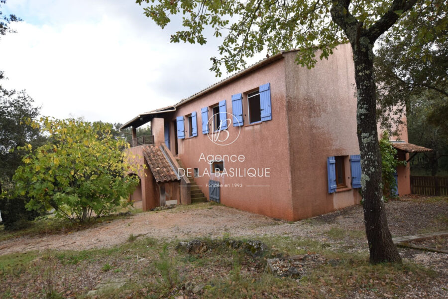 Maison à vendre à Saint-maximin-la-sainte-baume