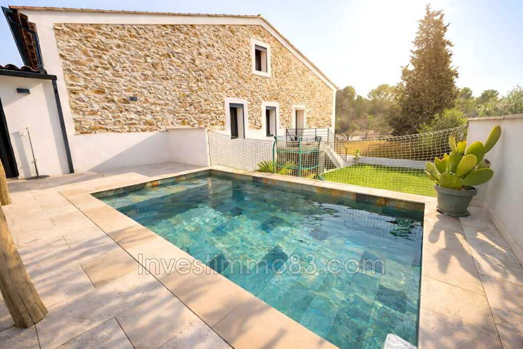 Proche du village et des commodités, dans un environnement cal – 4 pièces – 3 chambres – 130.00 m²