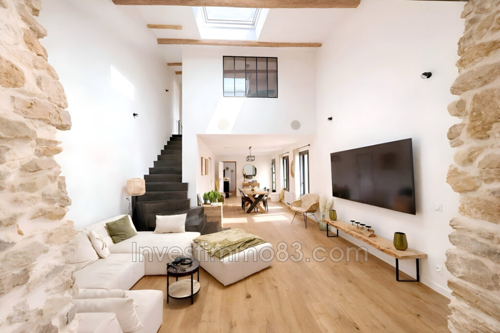 Proche du village et des commodités, dans un environnement cal – 4 pièces – 3 chambres – 130.00 m²