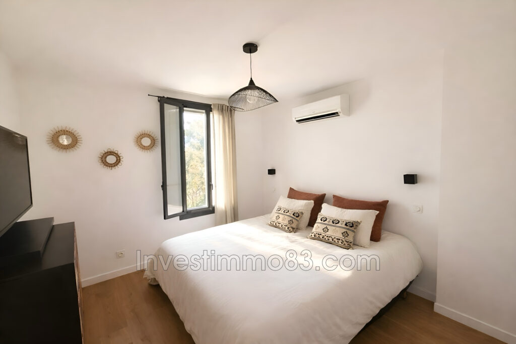 Proche du village et des commodités, dans un environnement cal – 4 pièces – 3 chambres – 130.00 m²