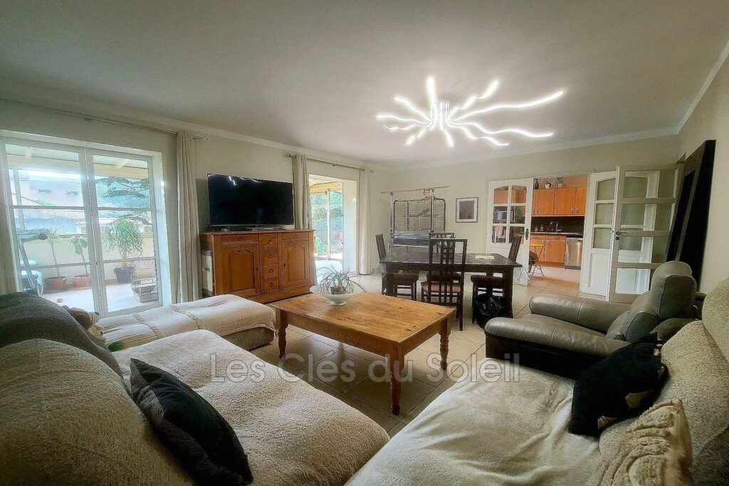 vente maison 5 Pièce(s) – 5 pièces – 3 chambres – 120.00 m²