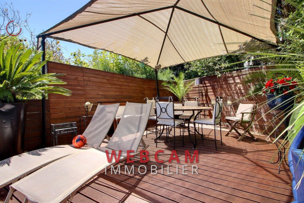 vente maison 8 Pièce(s) – 8 pièces – 6 chambres – 210.00 m²