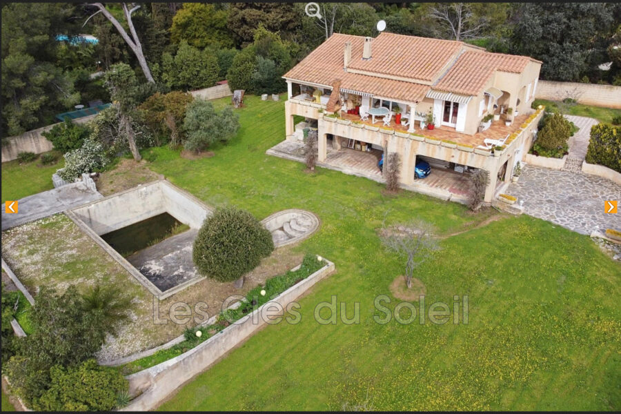 Maison à vendre à Carqueiranne