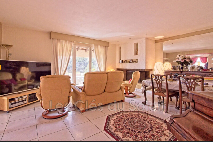 Maison à vendre à Carqueiranne