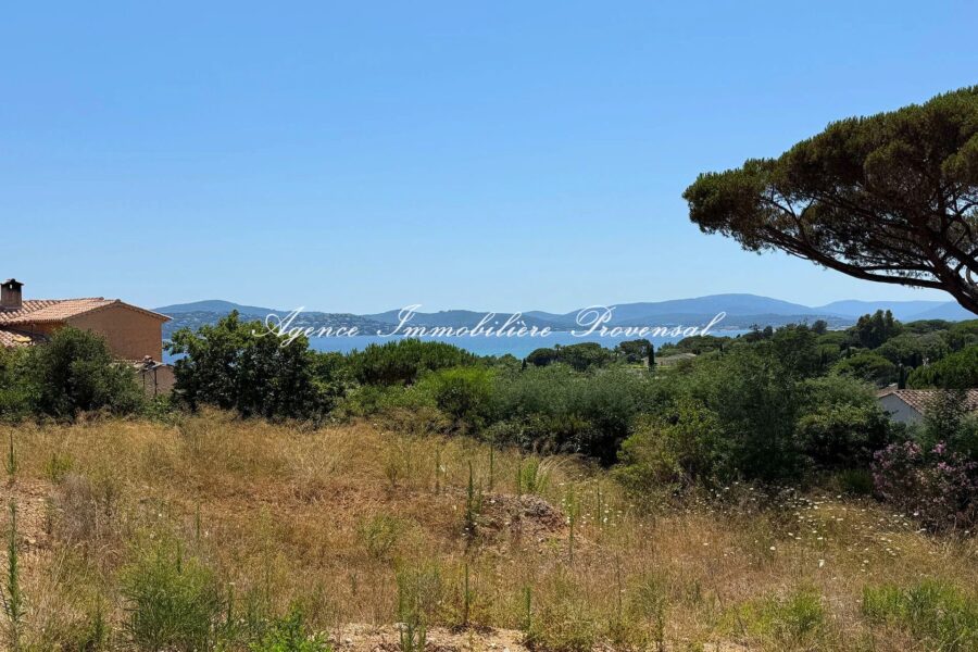 Terrain à vendre à Sainte-maxime