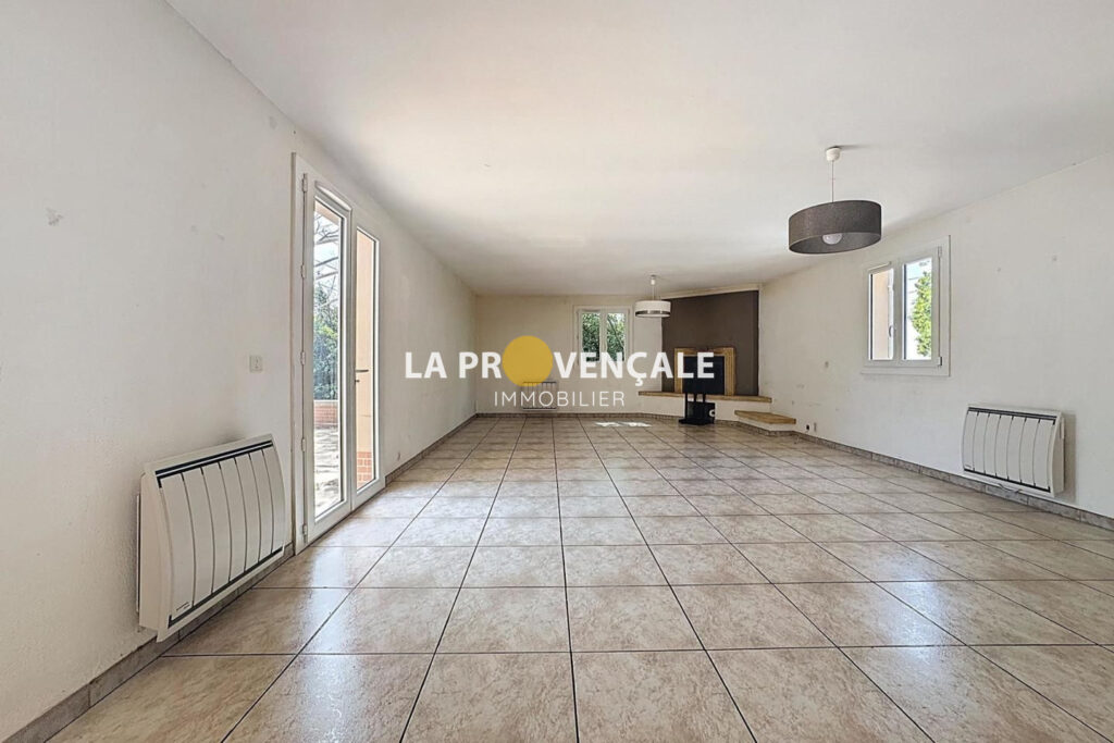 vente maison 6 Pièce(s) – 6 pièces – 5 chambres – 168.00 m²