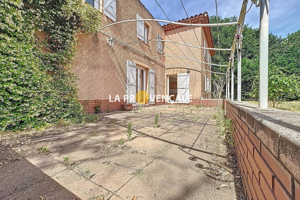 vente maison 6 Pièce(s) – 6 pièces – 5 chambres – 168.00 m²