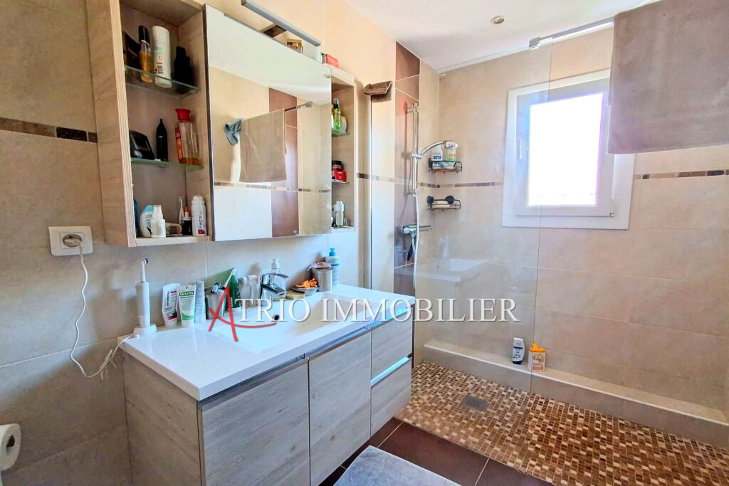 vente maison 4 Pièce(s) – 5 pièces – 4 chambres – 130.00 m²