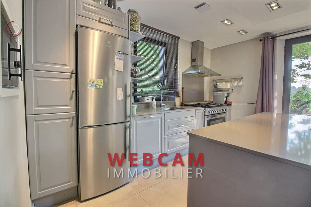 vente maison 5 Pièce(s) – 5 pièces – 3 chambres – 160.00 m²