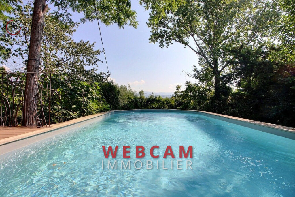 vente maison 5 Pièce(s) – 5 pièces – 3 chambres – 160.00 m²