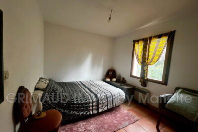 maison divisée en 2 habitations avec piscine et 5000m² de terr – 7 pièces – 5 chambres – 170.00 m²