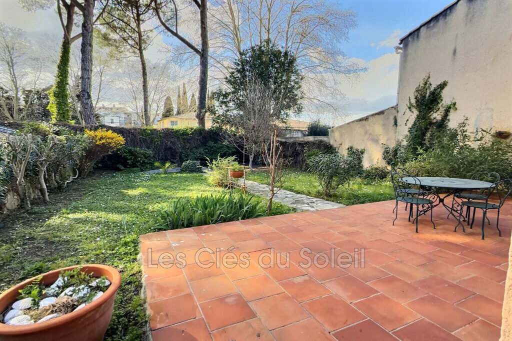 BRIGNOLES ? Maison T4 lumineuse avec garage et   – 5 pièces – 3 chambres – 90.00 m²