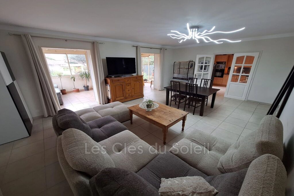 vente maison 5 Pièce(s) – 5 pièces – 3 chambres – 120.00 m²