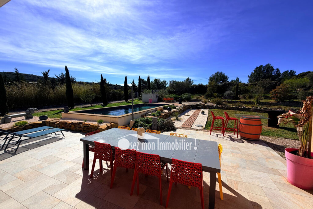 vente maison contemporaine 6 Pièce(s) – 6 pièces – 5 chambres – 175.00 m²