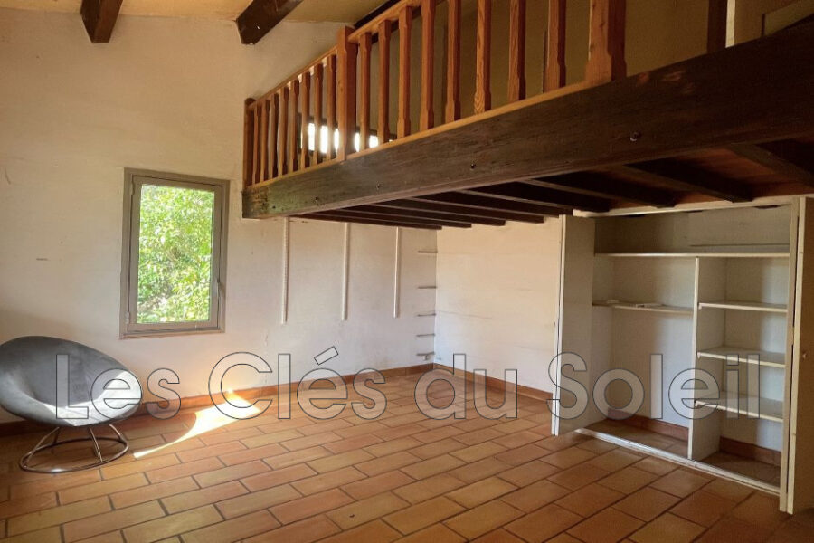 Maison à vendre à Le revest-les-eaux