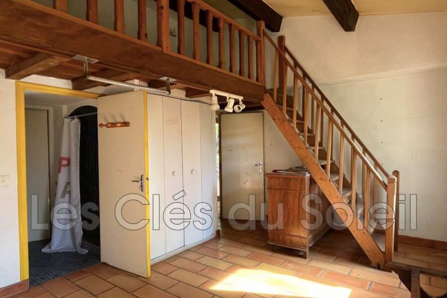 Maison à vendre à Le revest-les-eaux