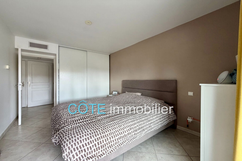 2 PIÈCES 54M2, GRANDE TERRASSE, STANDING, PISCINE. – 2 pièces – 1 chambre – 53.64 m²