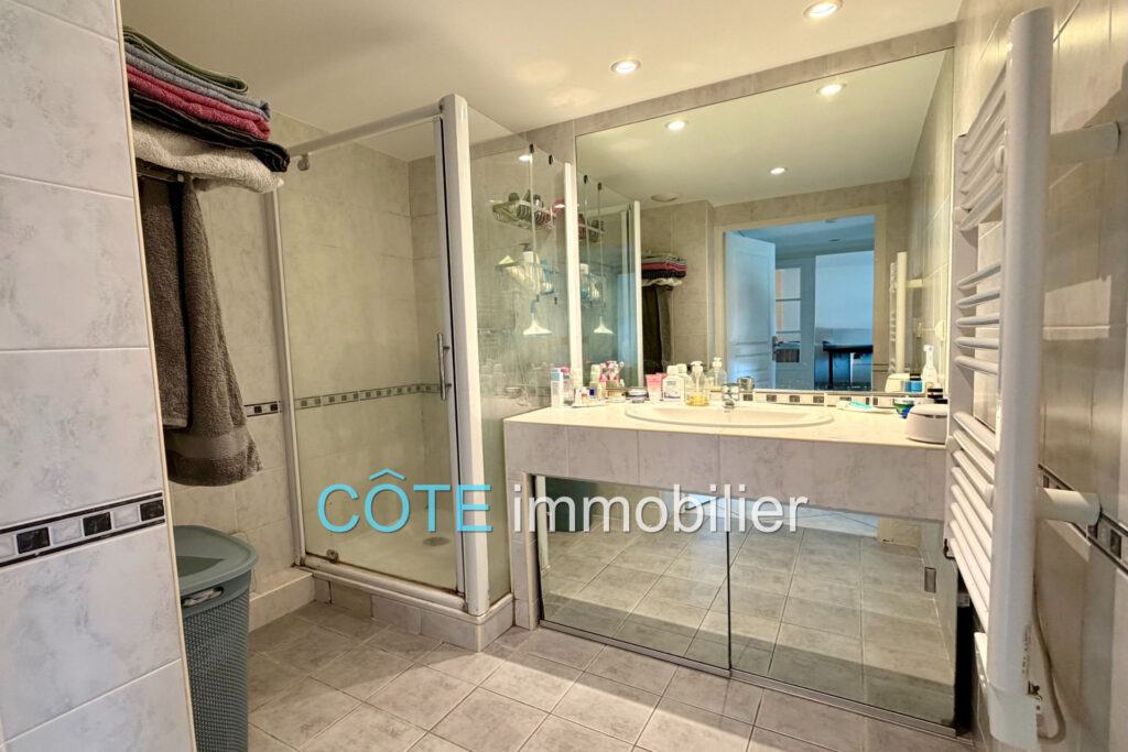 2 PIÈCES 54M2, GRANDE TERRASSE, STANDING, PISCINE. – 2 pièces – 1 chambre – 53.64 m²